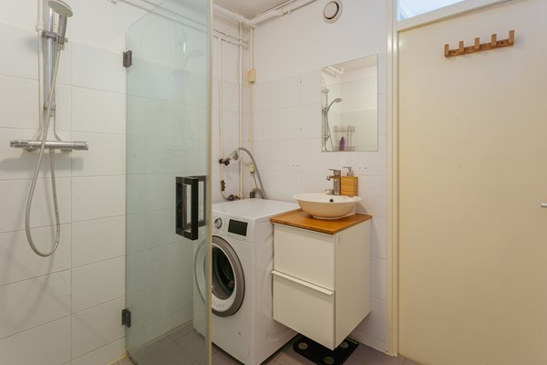 Medium property photo - Heiloostraat 205, 2547 KD Den Haag